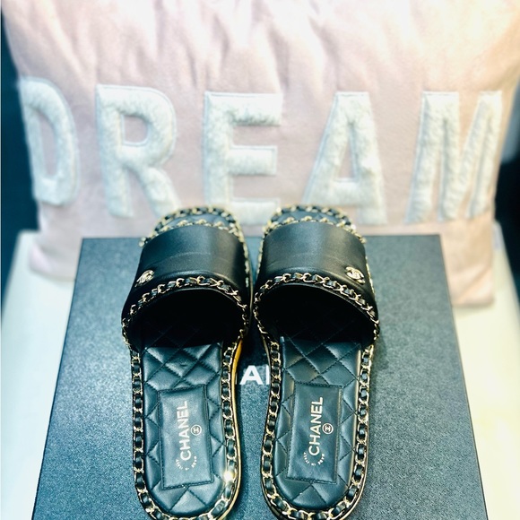 Chanel Mules! Almost Brand New! Worn  only twice! - Picture 2 of 3